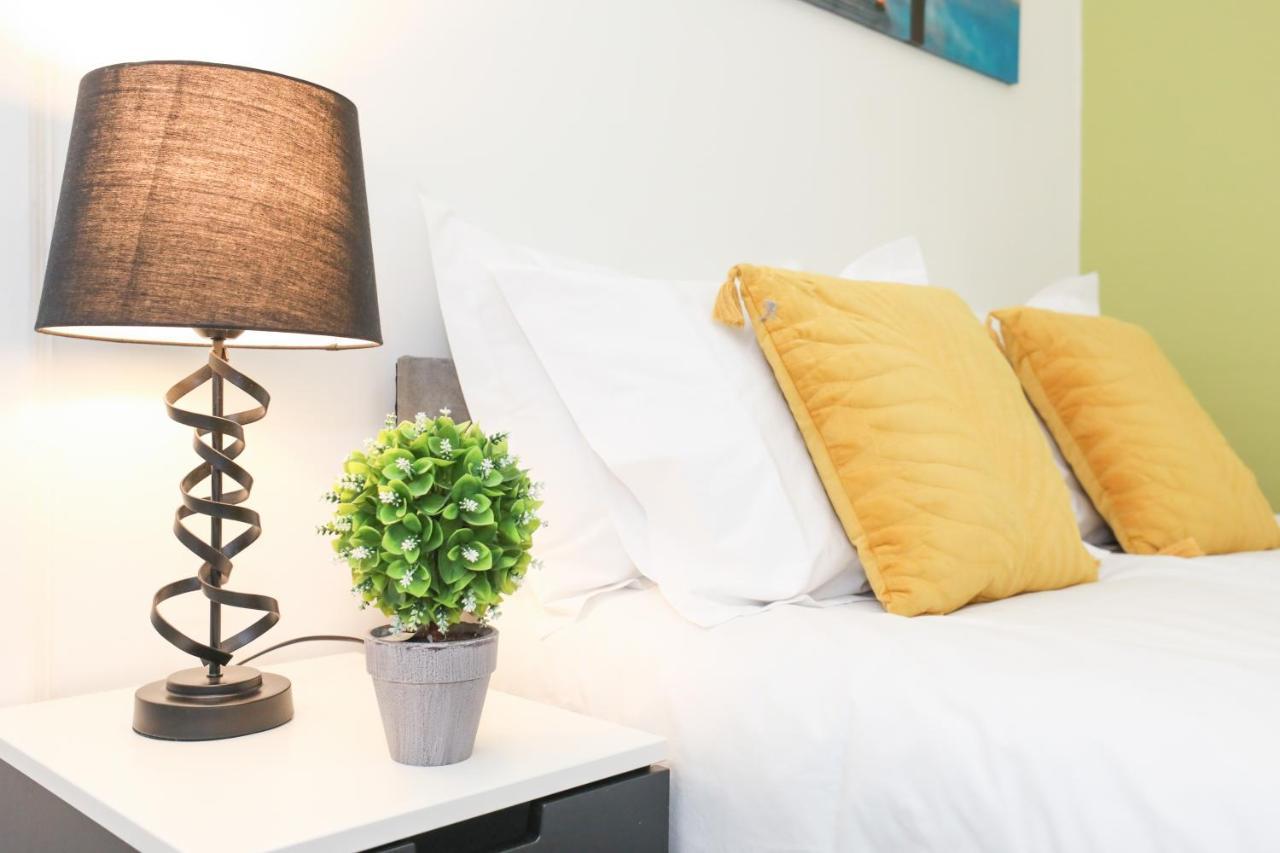 Stunning Modern 3 Bedroom Apartment Edimburgo Exterior foto