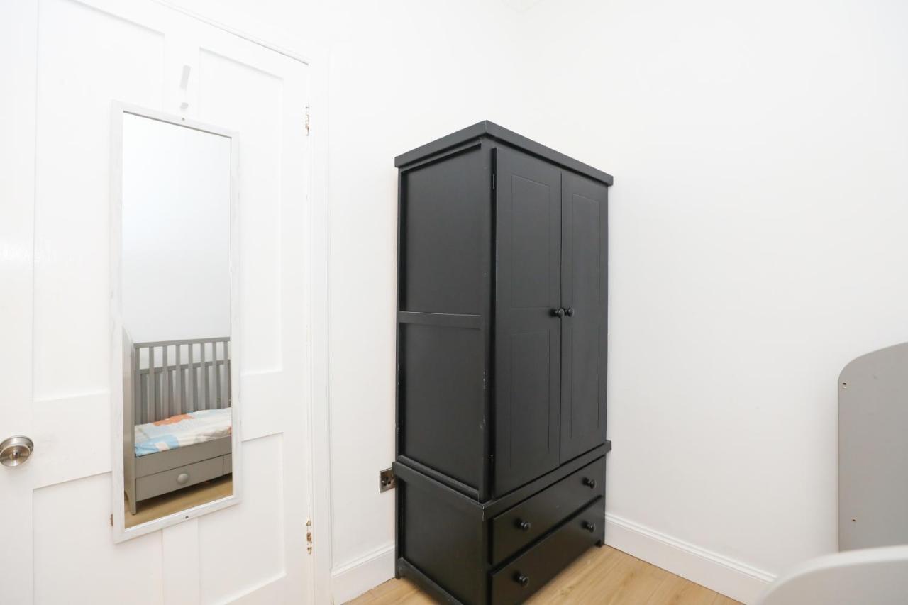Stunning Modern 3 Bedroom Apartment Edimburgo Exterior foto